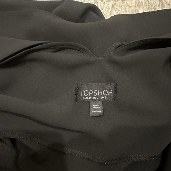 TopShop Lot of 2 Strappy Tank Top V Neck Sleeveless Black White Womens Size 2 US - Picture 10 of 12